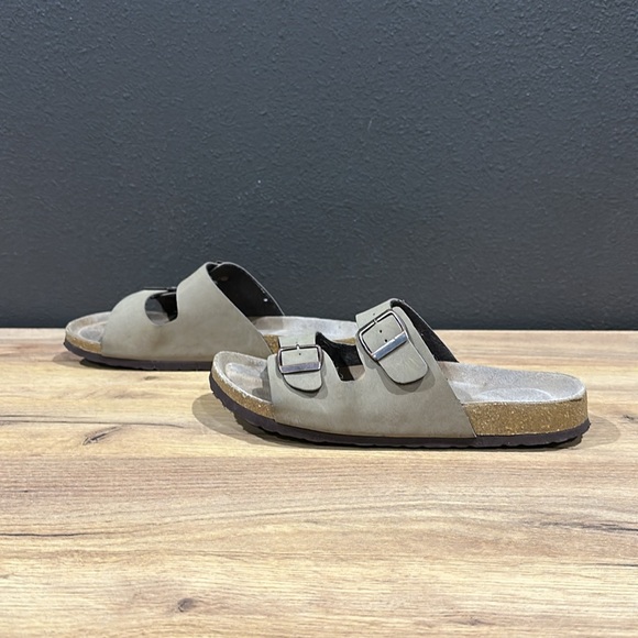 Olive cushionaire women’s lane cork footbed sandal bronze green taupe leather - Picture 7 of 9